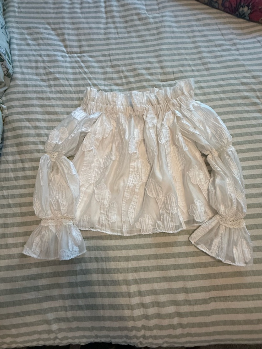 Alexis White Off-Shoulder Ruffled Blouse - Picture 3 of 7